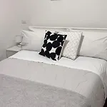 Casa Rasiglia 1 *